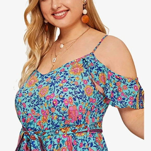 NWT☆Plus Size 3X Gorgeous Blue Floral Cold Shoulder Tie Back Maxi Dress☆Must See - Picture 3 of 9